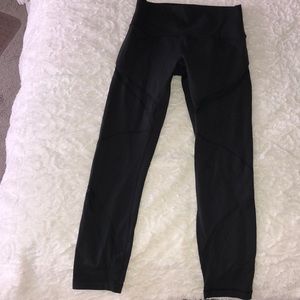 Size 6 lululemon mesh leggings